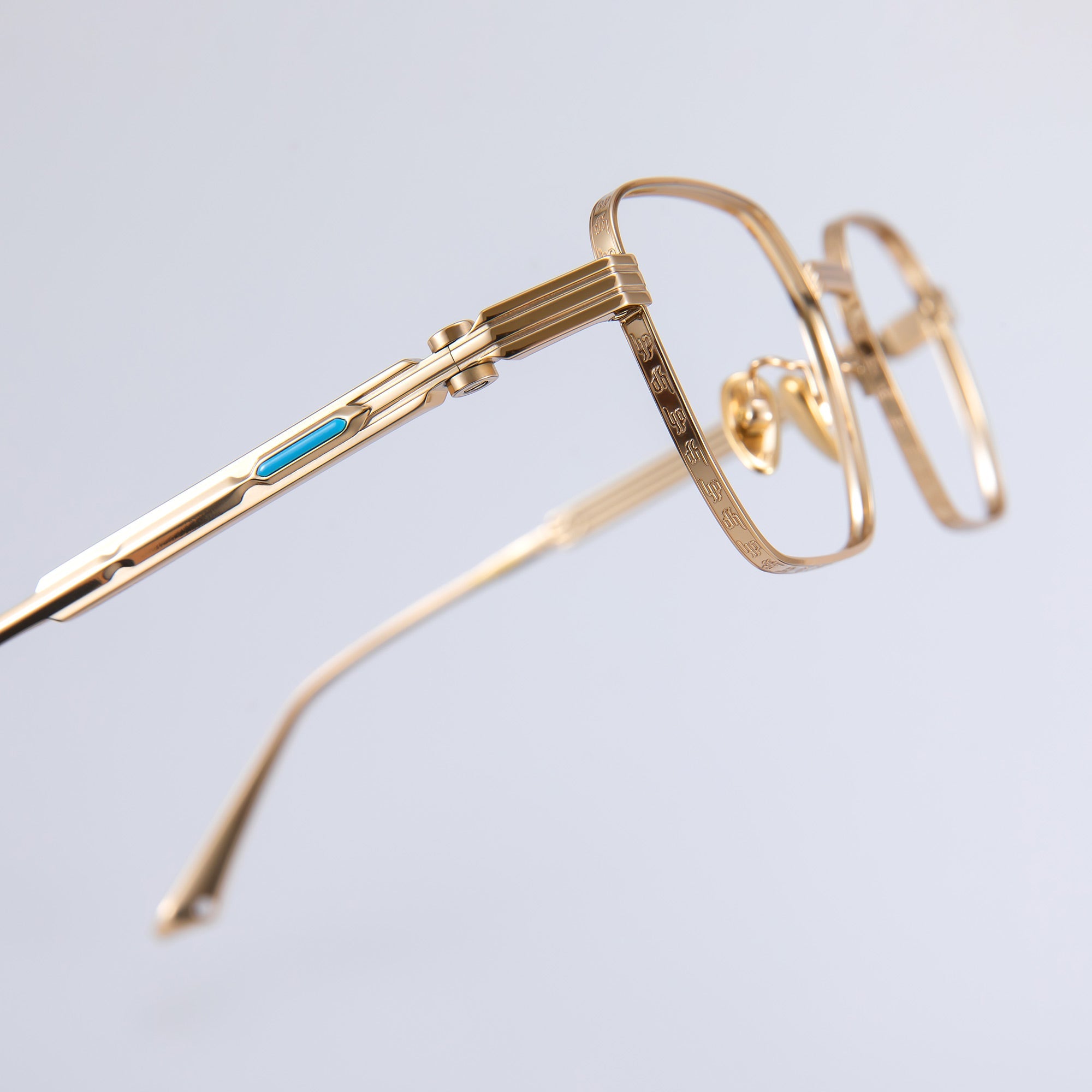 Donahugh-eyeglasses-gold