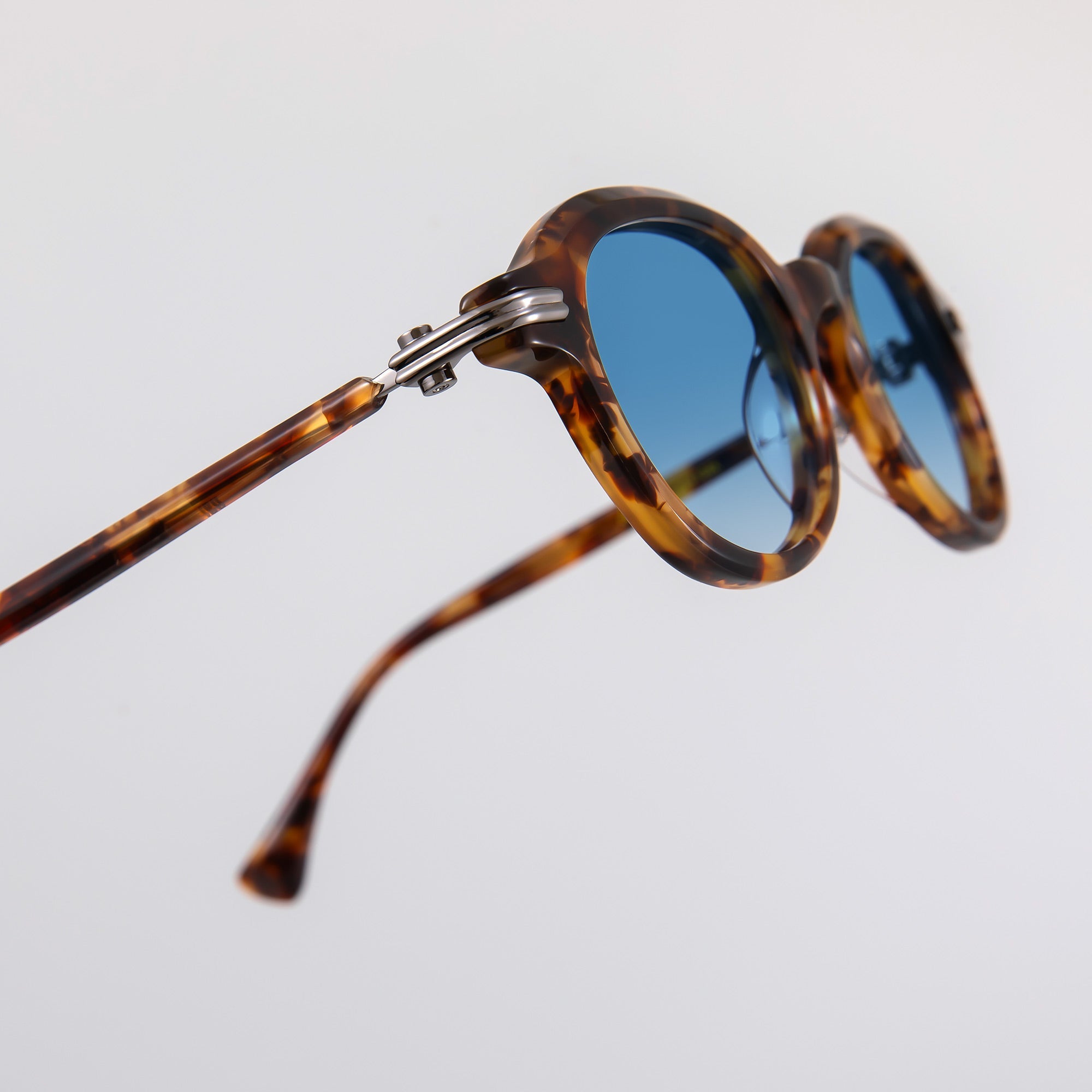 Donahugh-sunglasses-redtortoise