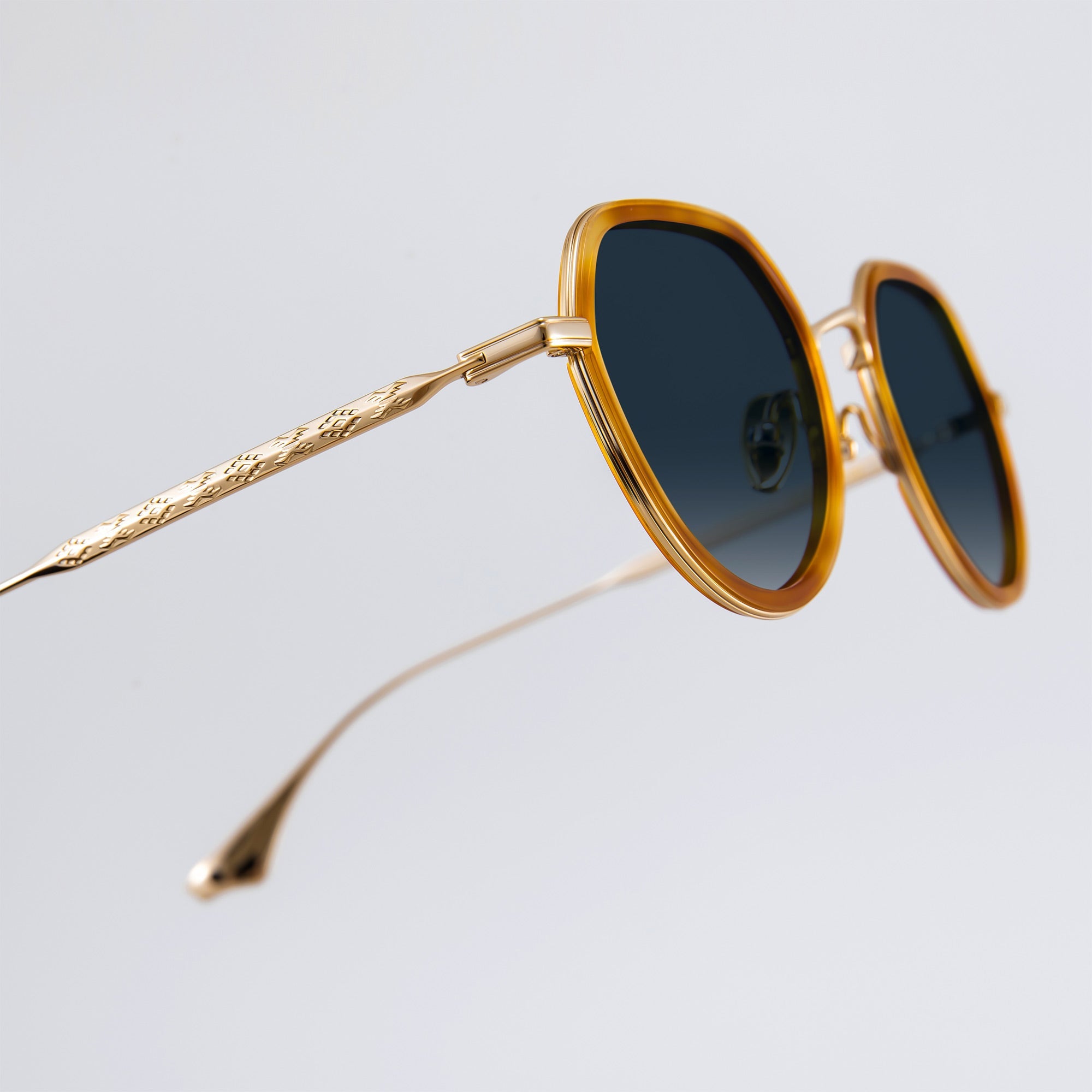 Donahugh-sunglasses-tortoise