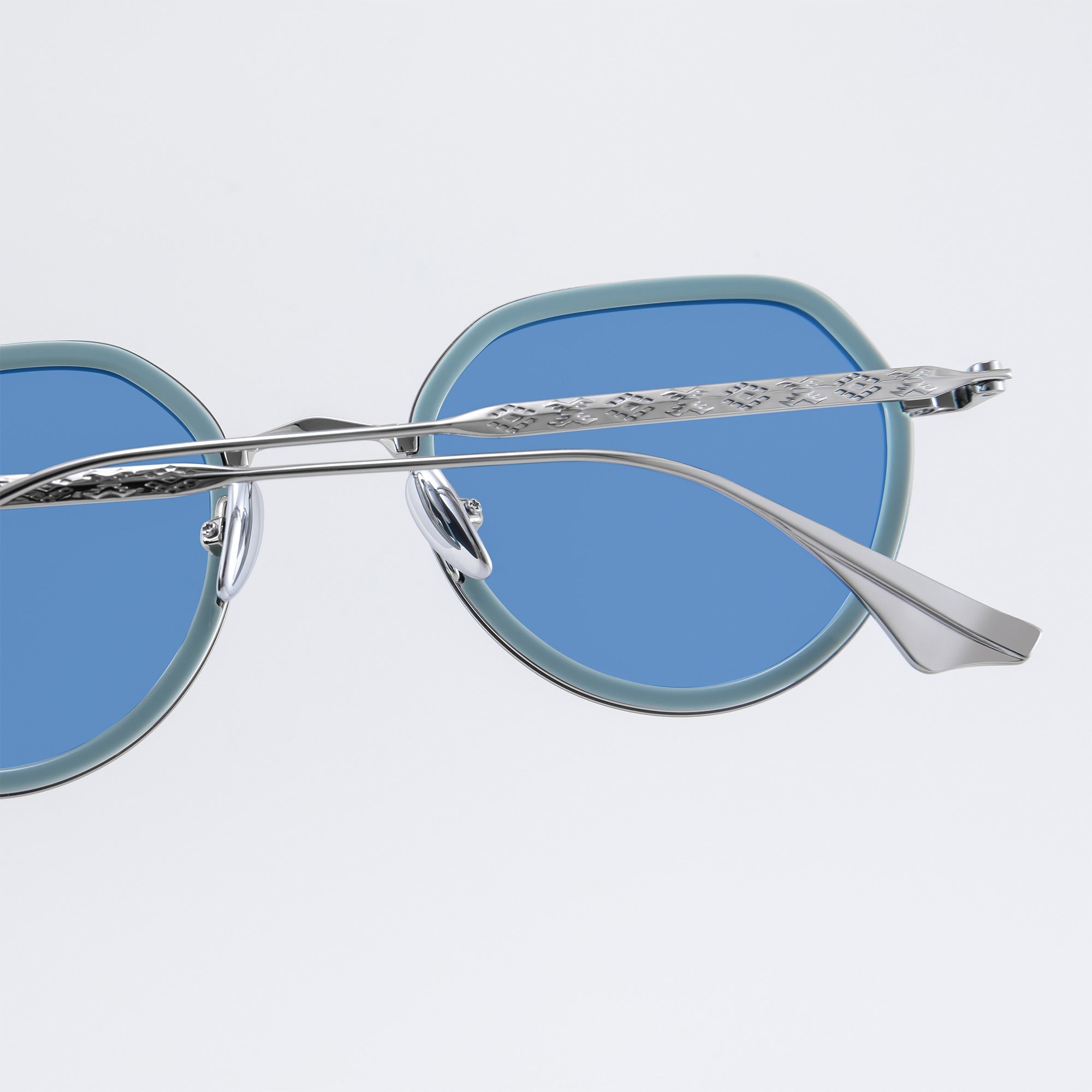 Donahugh-sunglasses-lightblue