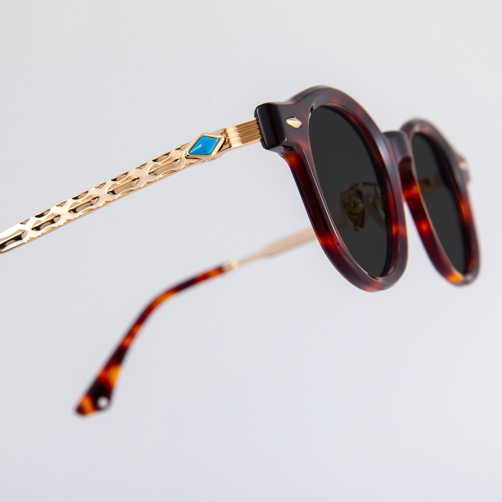 Donahugh-sunglasses-tortoise