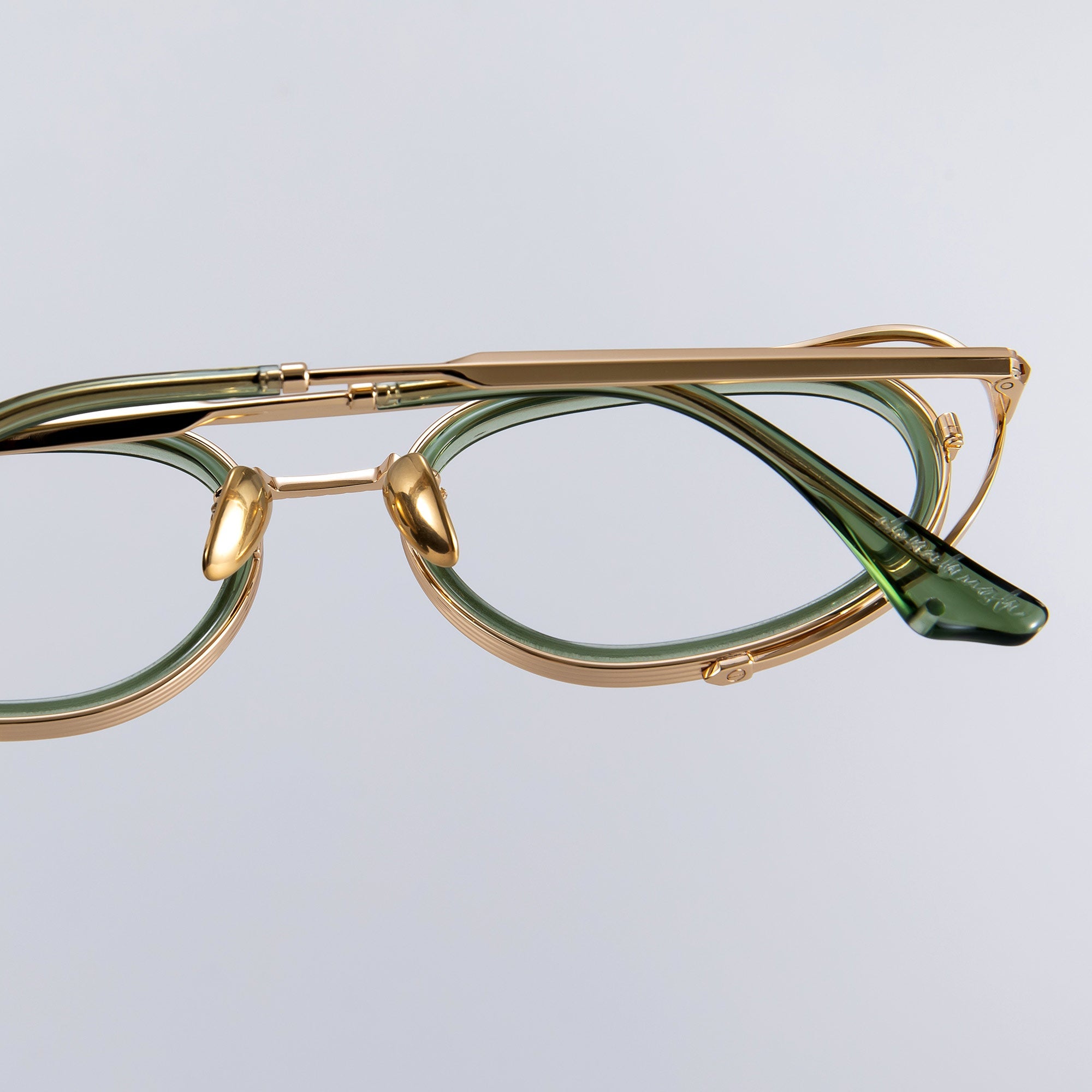 Donahugh-eyeglasses-goldgreen