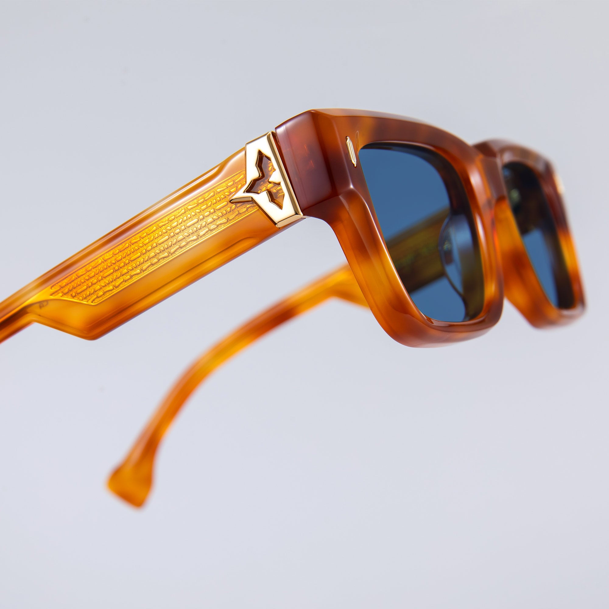 Donahugh-sunglasses-tortoise