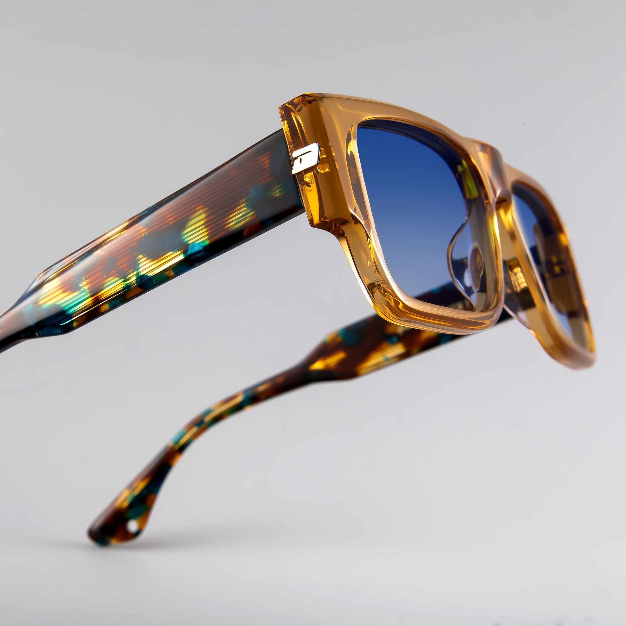 Donahugh-sunglasses-tortoise
