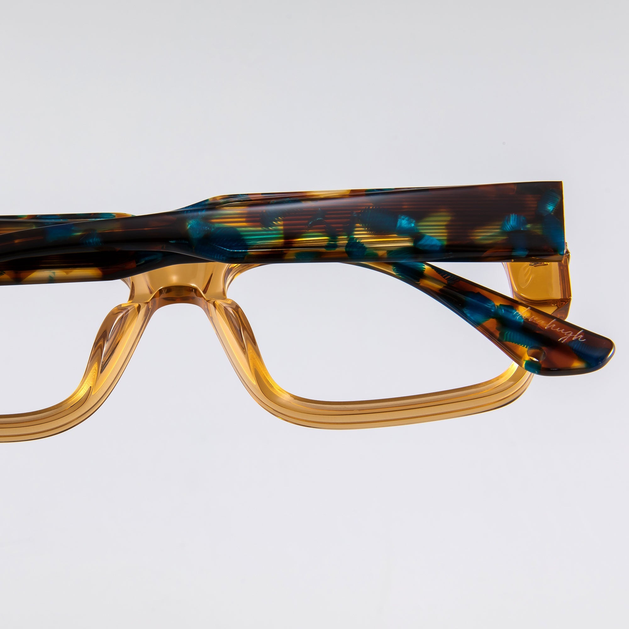 Donahugh-eyeglasses-tortoise