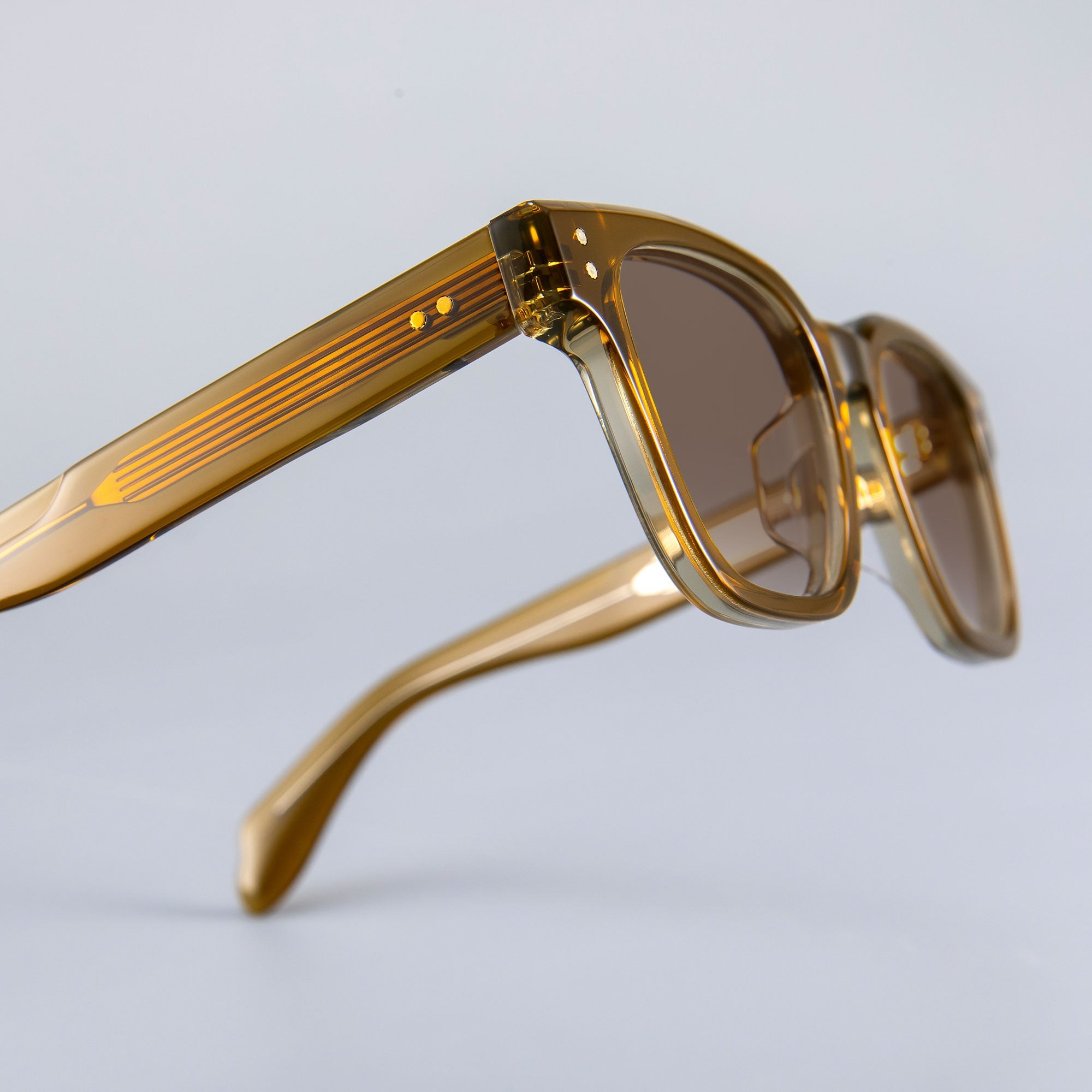 Donahugh-sunglasses-Oliver