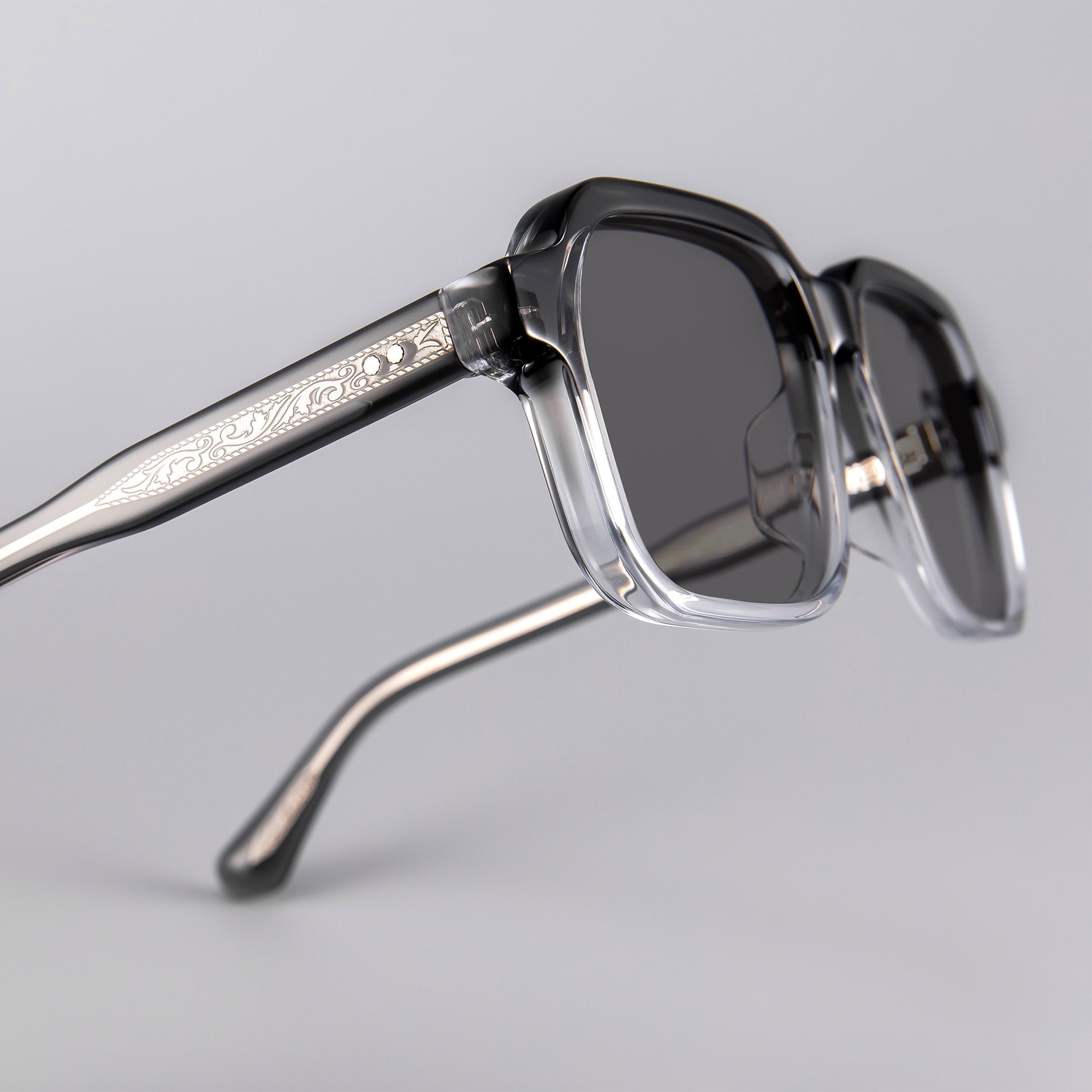 Donahugh-sunglasses-gradientgrey