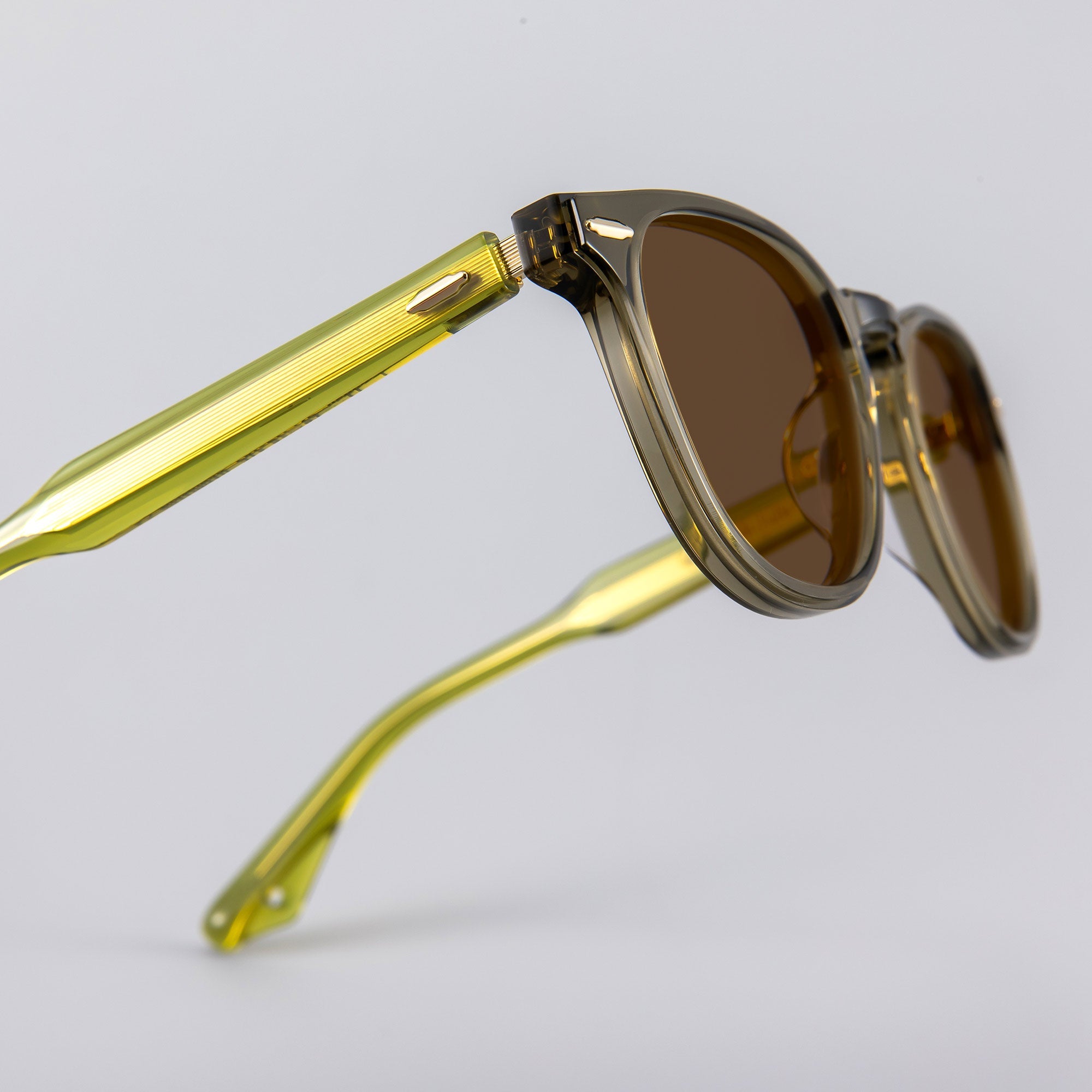 Donahugh-sunglasses-armygreen