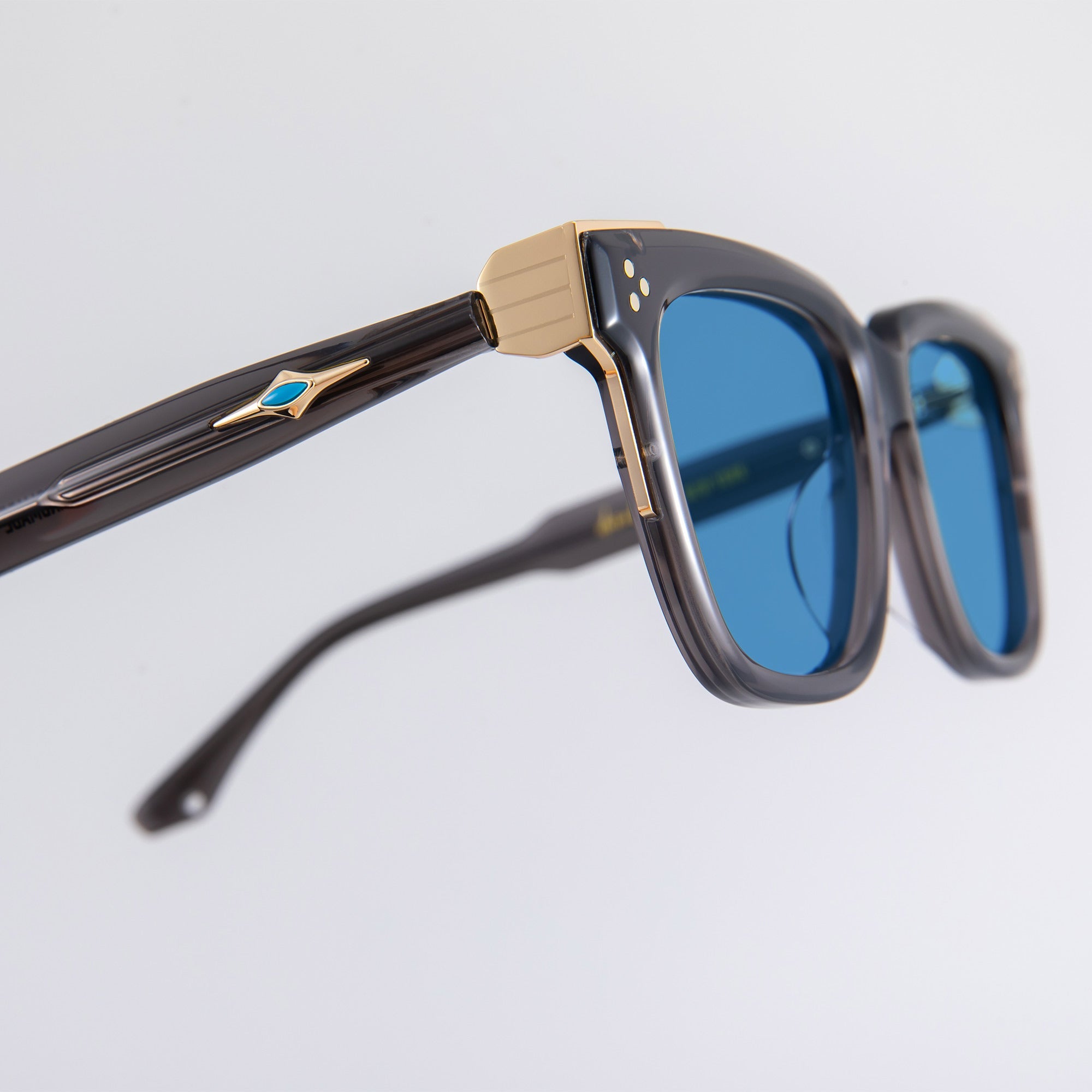 Donahugh-sunglasses-grey