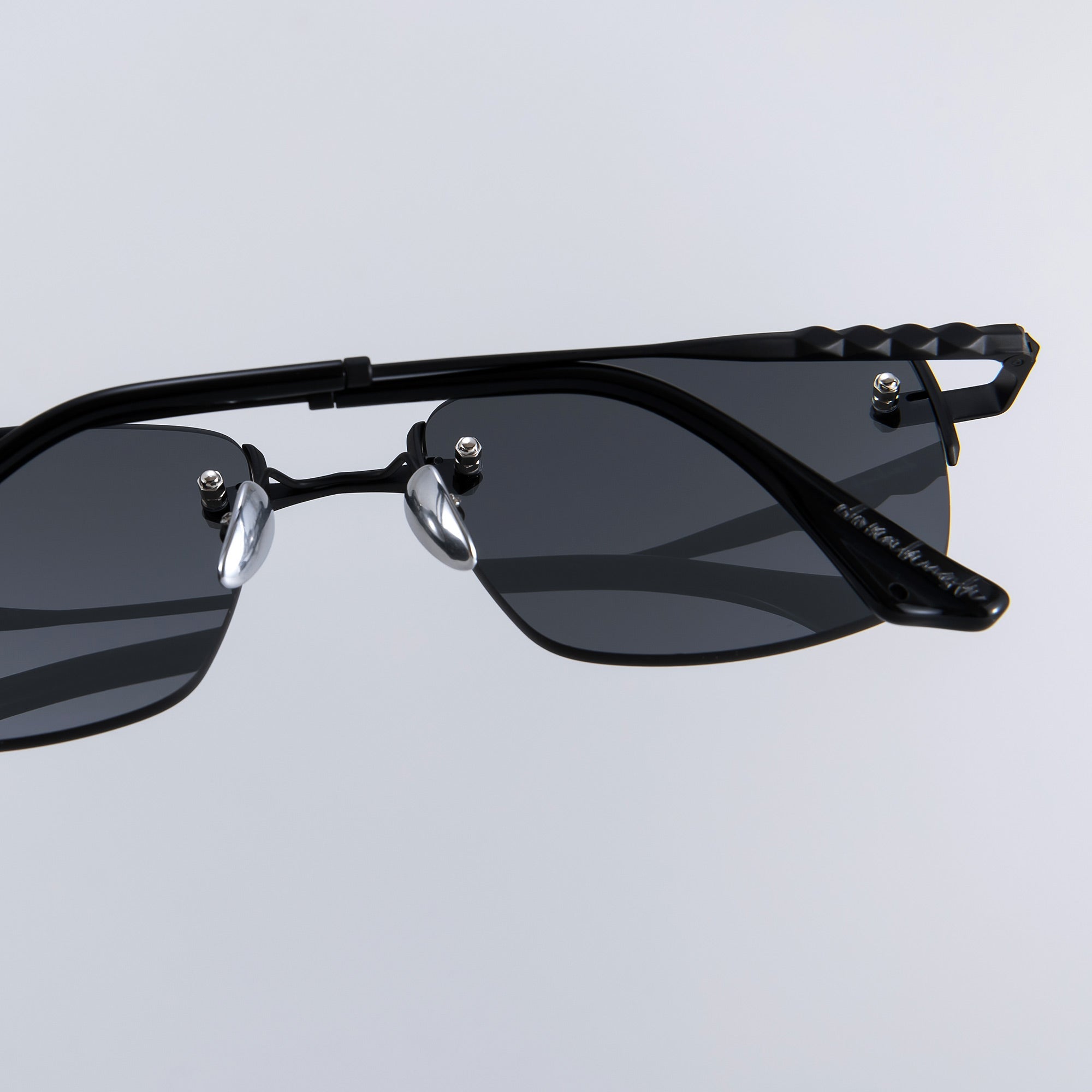 Donahugh-sunglasses-black