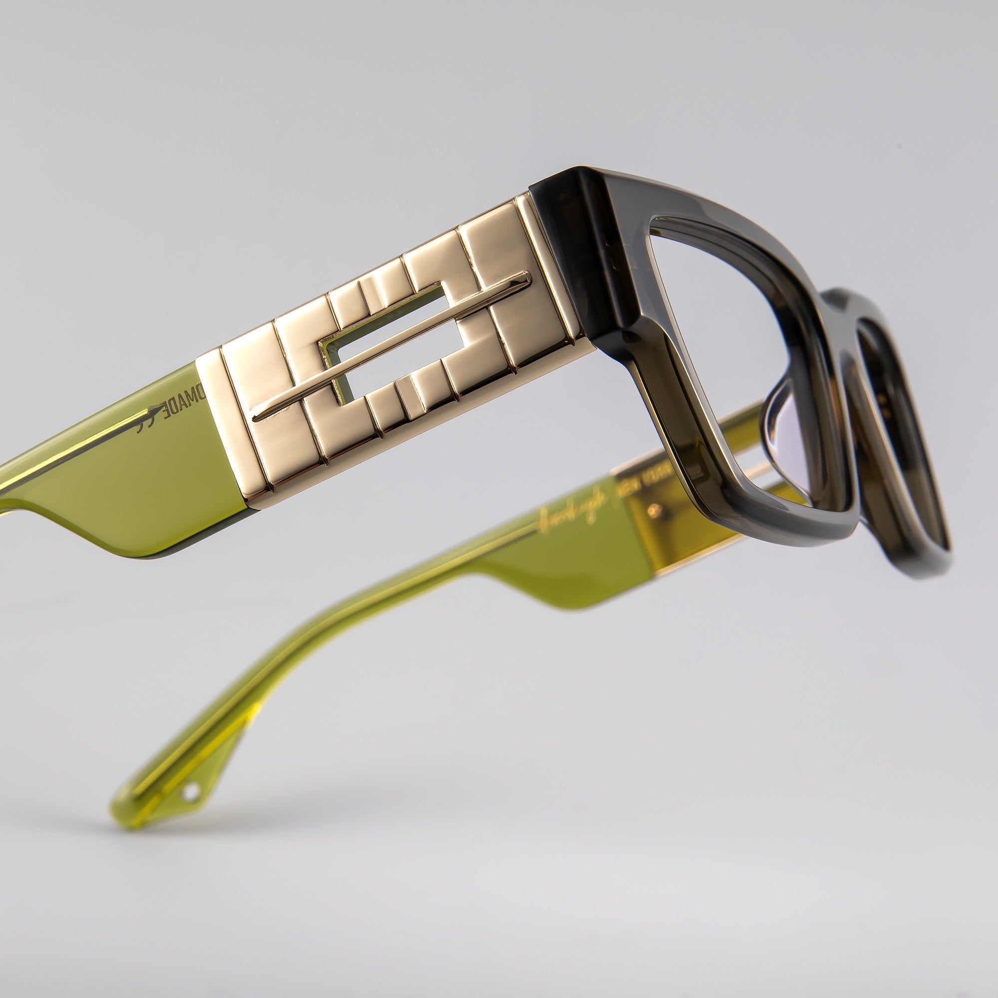 Donahugh-eyeglasses-olivergreen