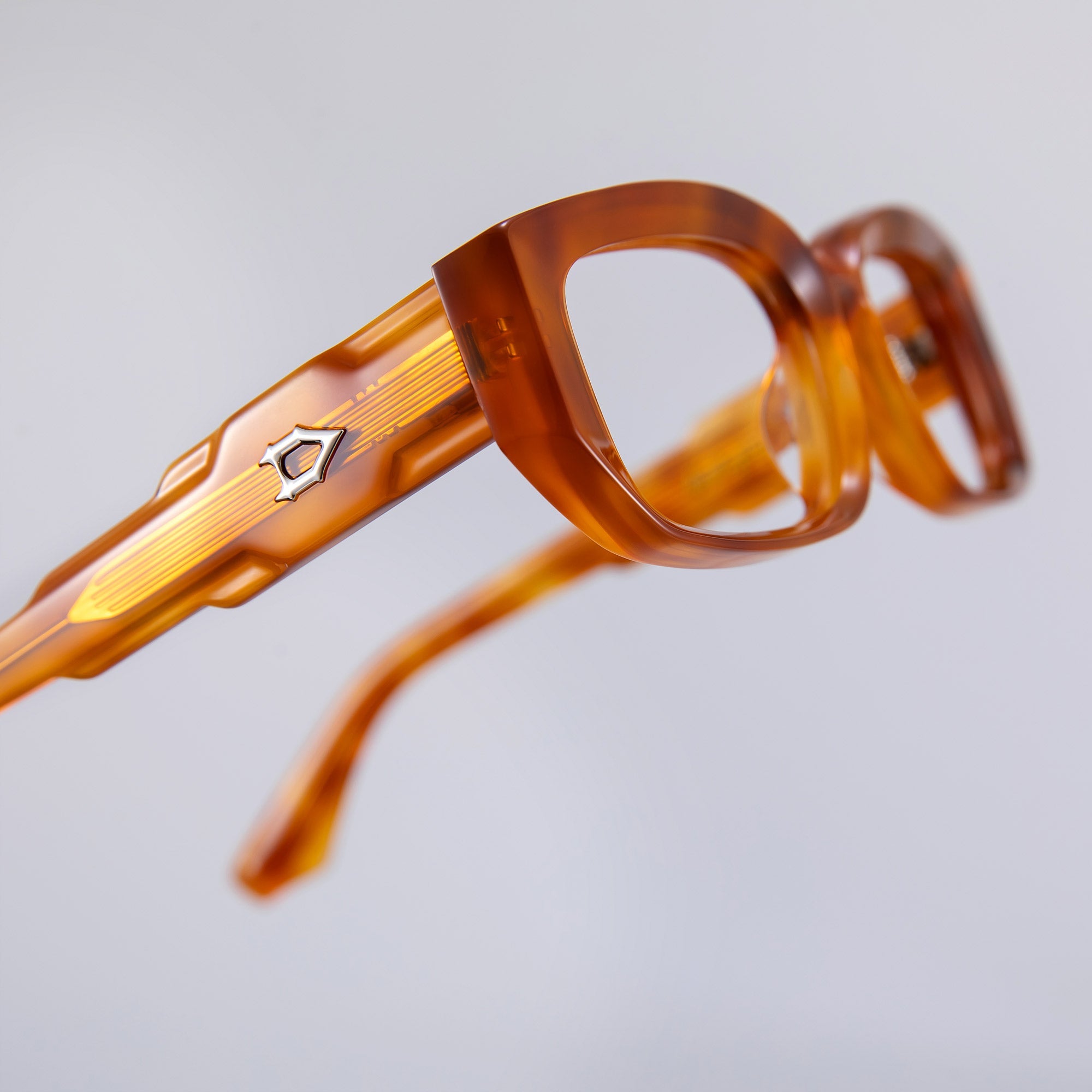 Donahugh-eyeglasses-tortoise