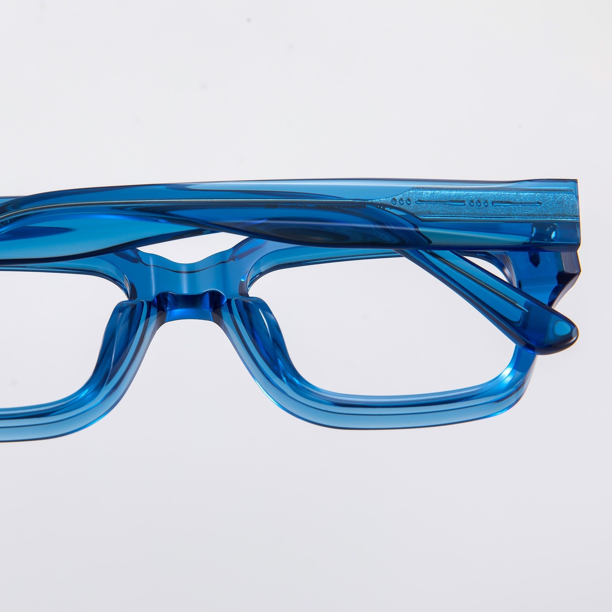 Donahugh-eyeglasses-blue