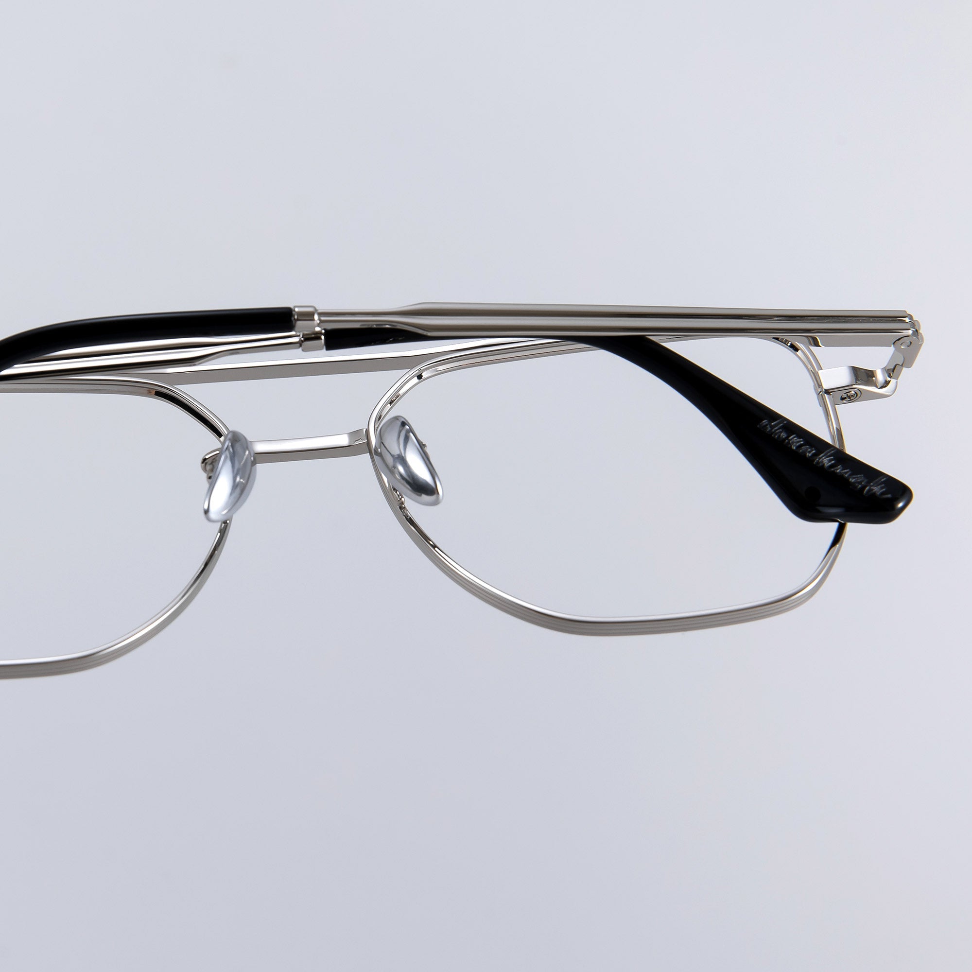 Donahugh-eyeglasses-silver