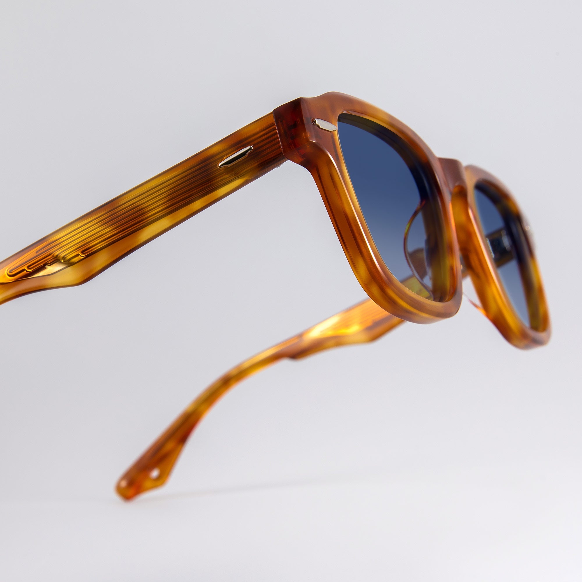 Donahugh-sunglasses-tortoise