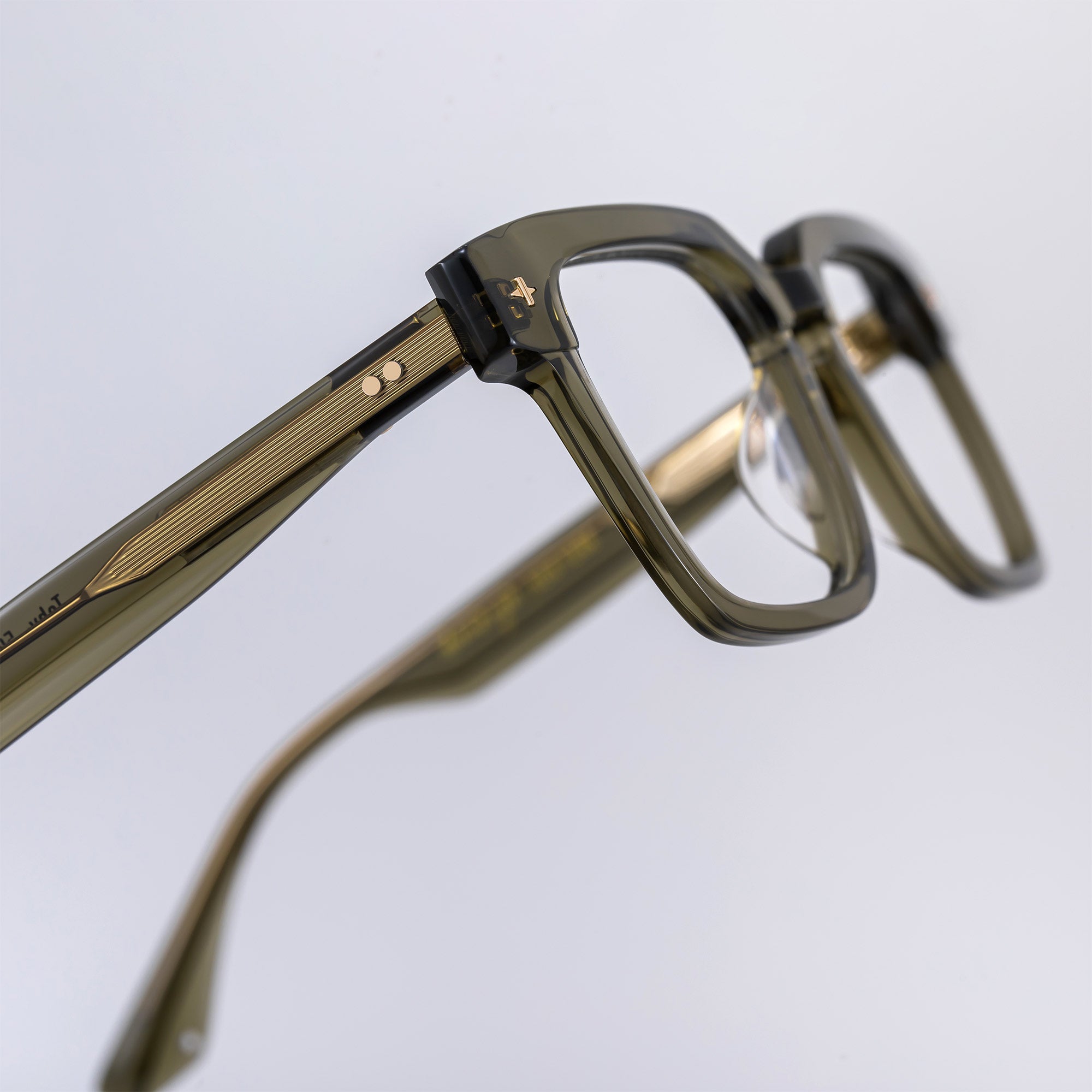 Donahugh-eyeglasses-oliver