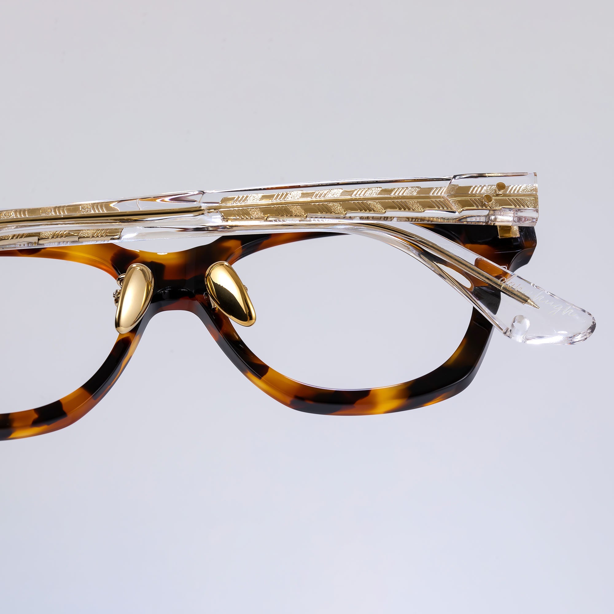 Donahugh-eyeglasses-tortoise