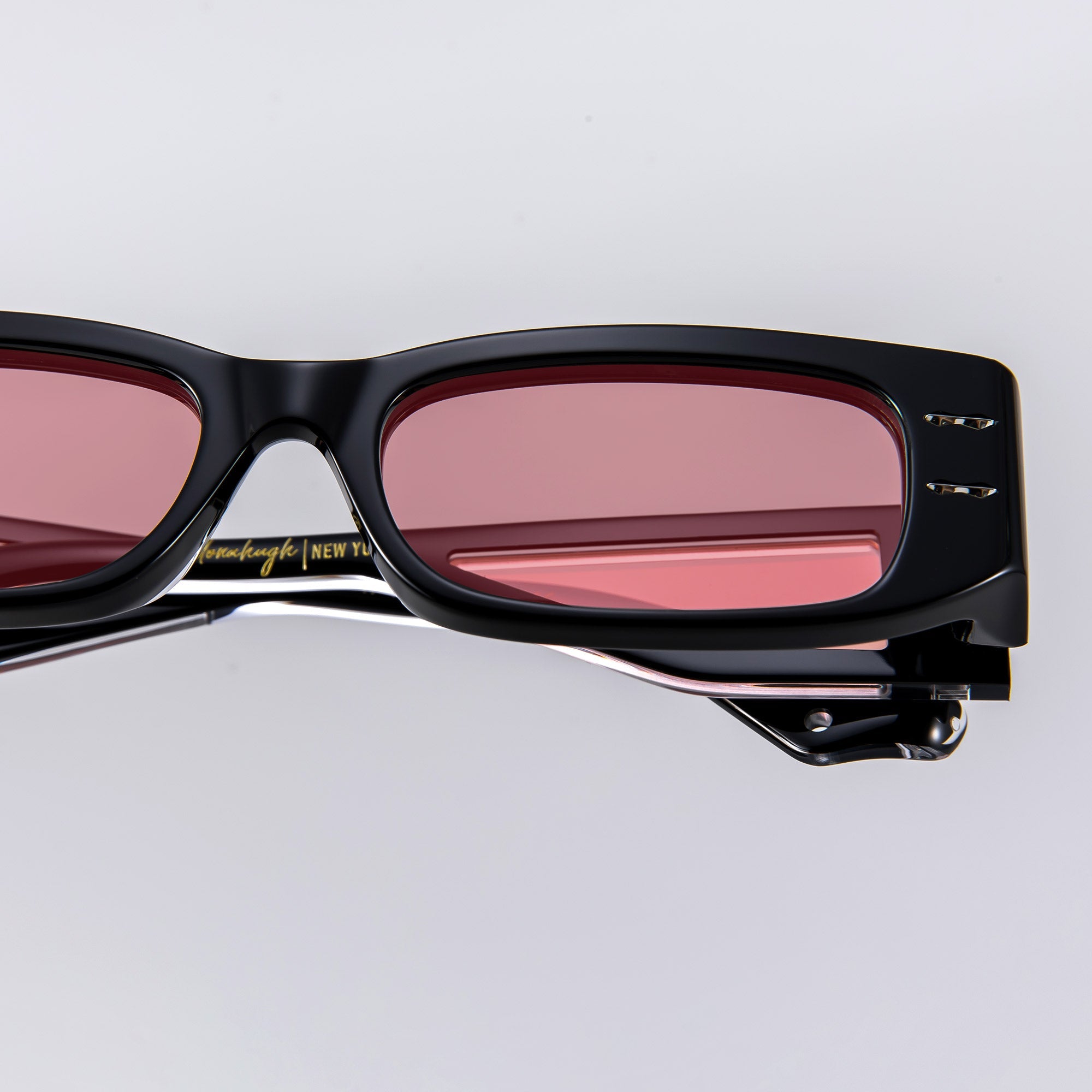 Donahugh-sunglasses-blackpink